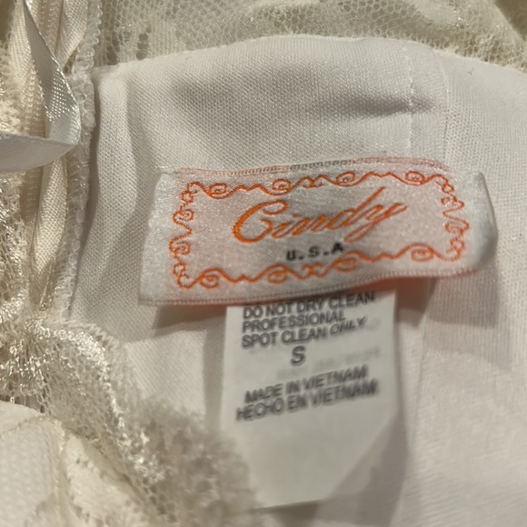 WHAT’S THERE NOT TO LOVE💕 - Picture 11 of 13